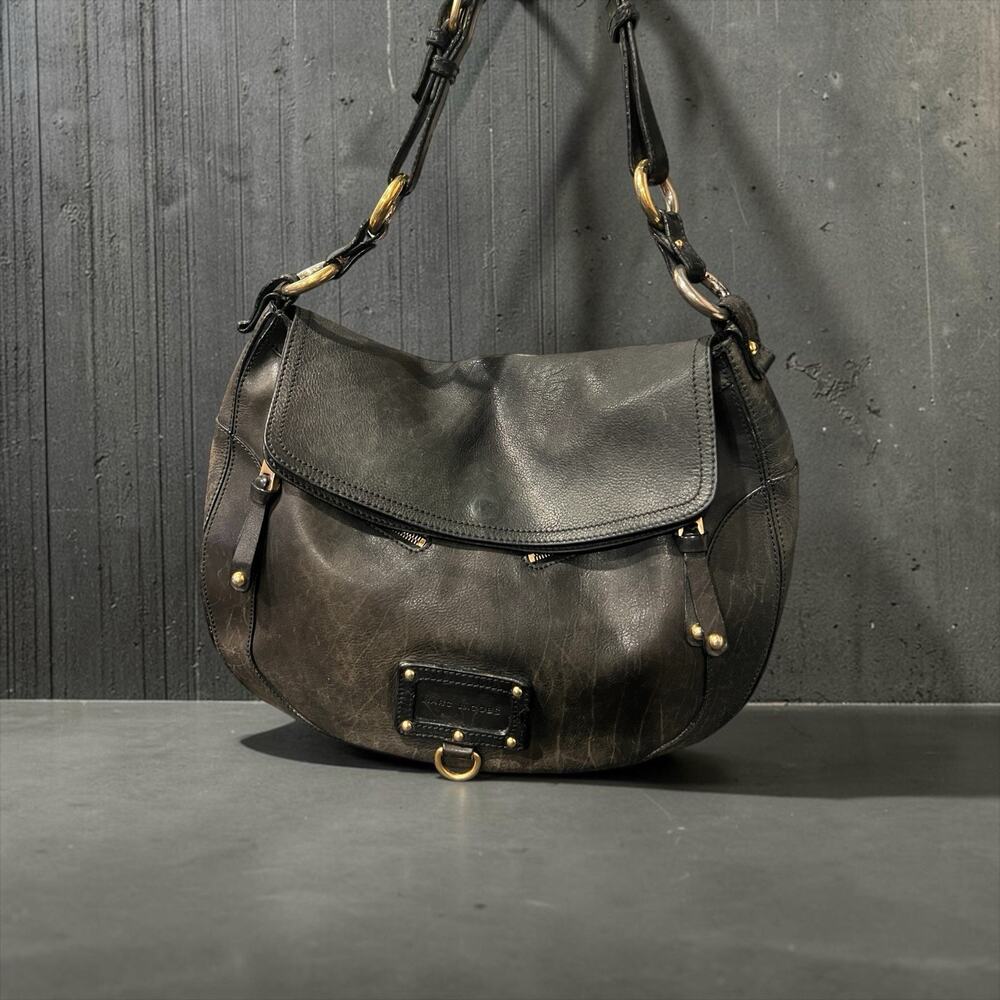 vintage Marc Jacobs leather hobo bag in a distressed black Leather